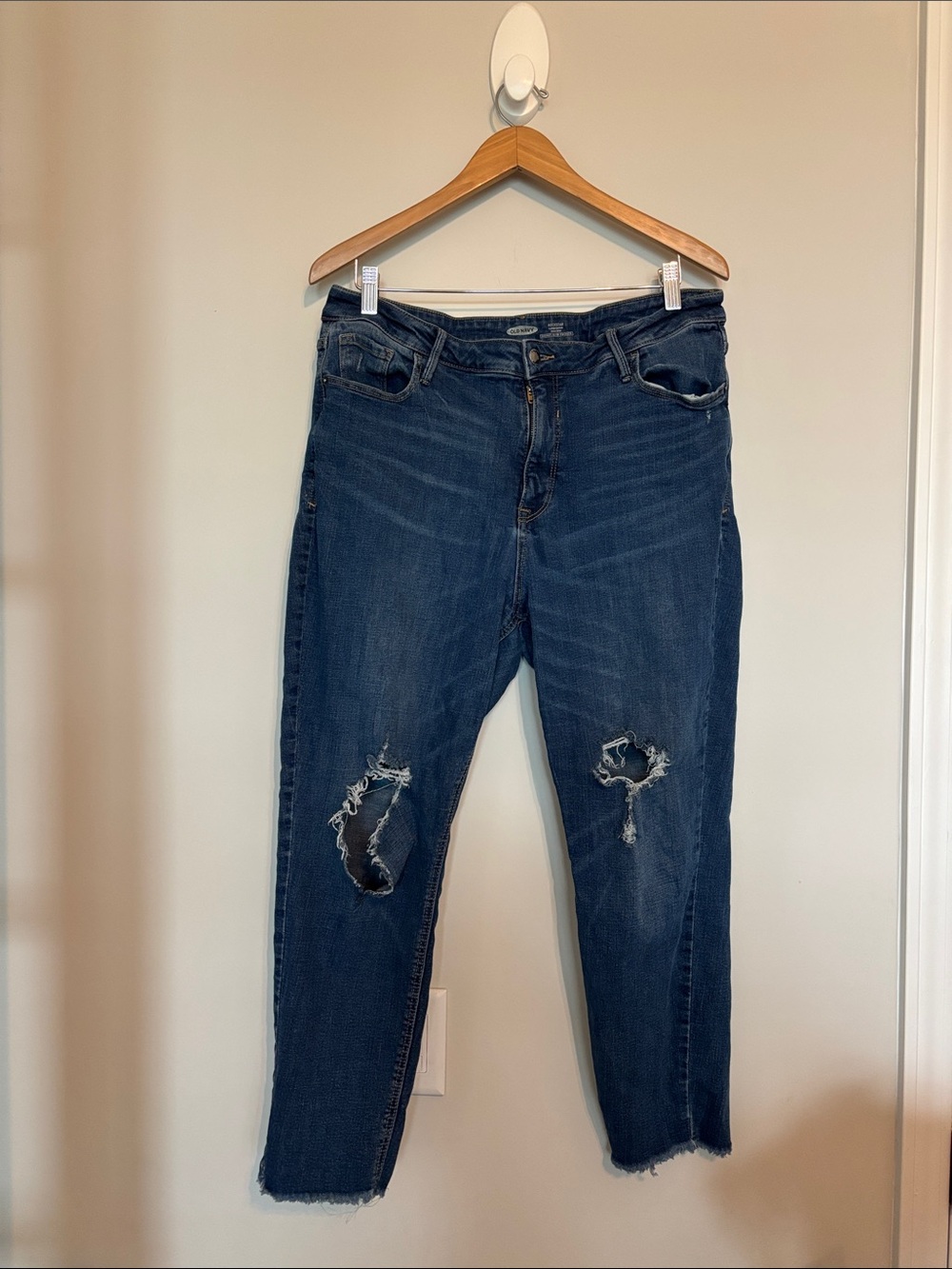 Old Navy Rockstar Super Skinny High Rise Ripped Jeans Sz 16 EUC
